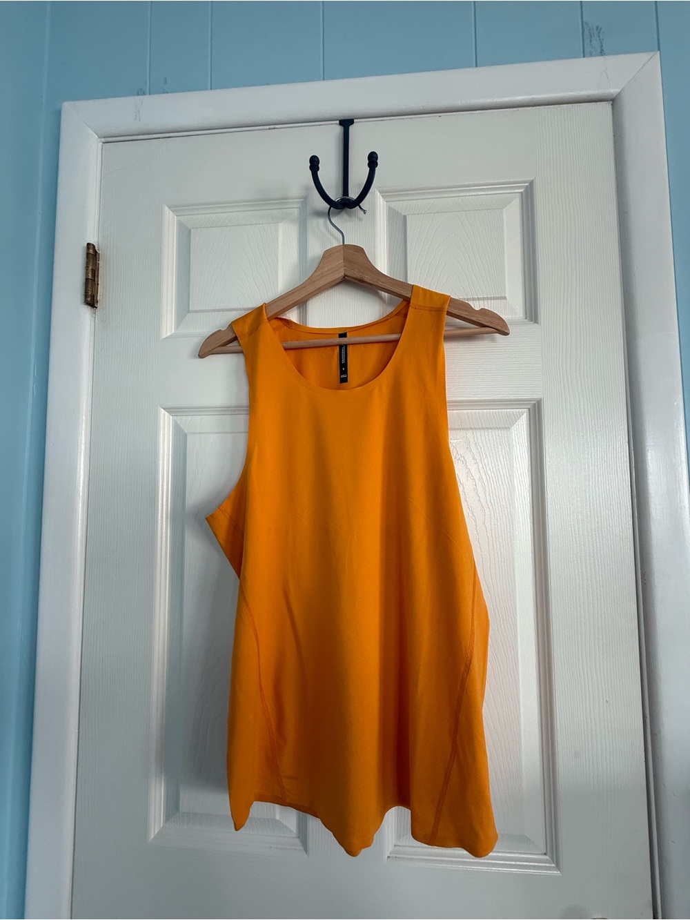 Ten Thousand Distance Tank Top Orange NEW Small S